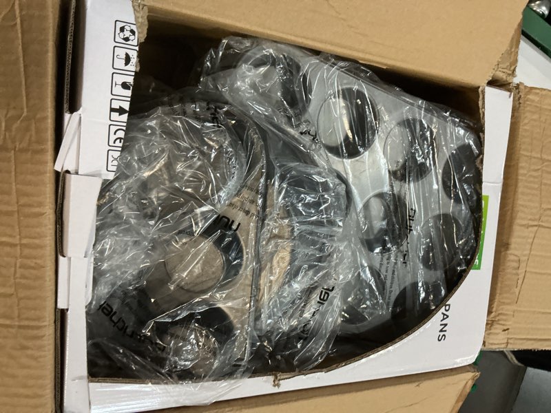 Condition photo showing As Is for NutriChef 10-Piece Nonstick Kitchen Oven Baking Pans - Premium & Stylish Non-Stick Carbon Steel - Commercial Grade Restaurant Quality Metal Bakeware with Silicone Handles - Easy to Clean, NCSBS10S 10-Piece Set