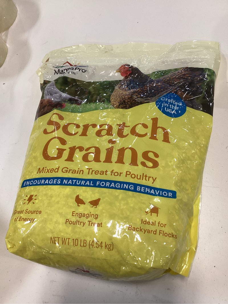 Condition photo showing New/Like New for Manna Pro Ultimate Chicken Scratch Feed, Nutrient-Rich Scratch Grain Treat for Chickens and Poultry, Natural Multigrain Blend for Backyard Flocks and Laying Hens, Made in USA, 10 lb Bag