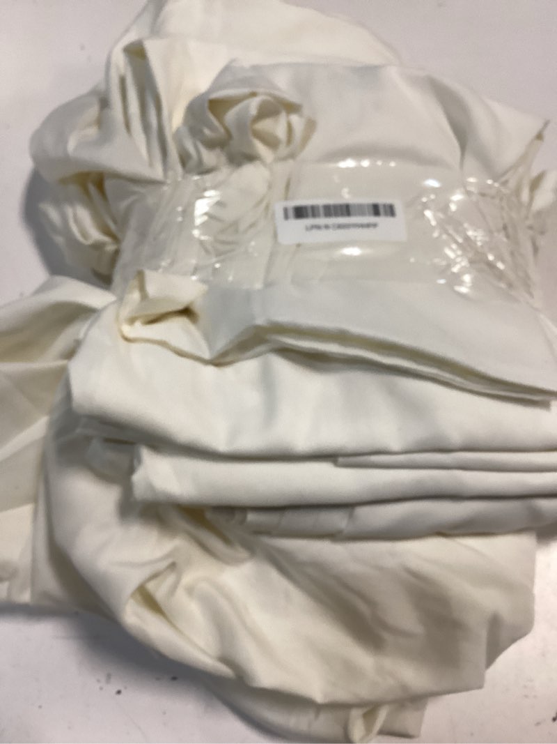 Condition photo showing New/Like New for amazon basics breathable, ultra-soft, wrinkle-free, machine washable microfiber 4 piece bed sheet set with 14-inch deep pockets, king, cream, solid cream king