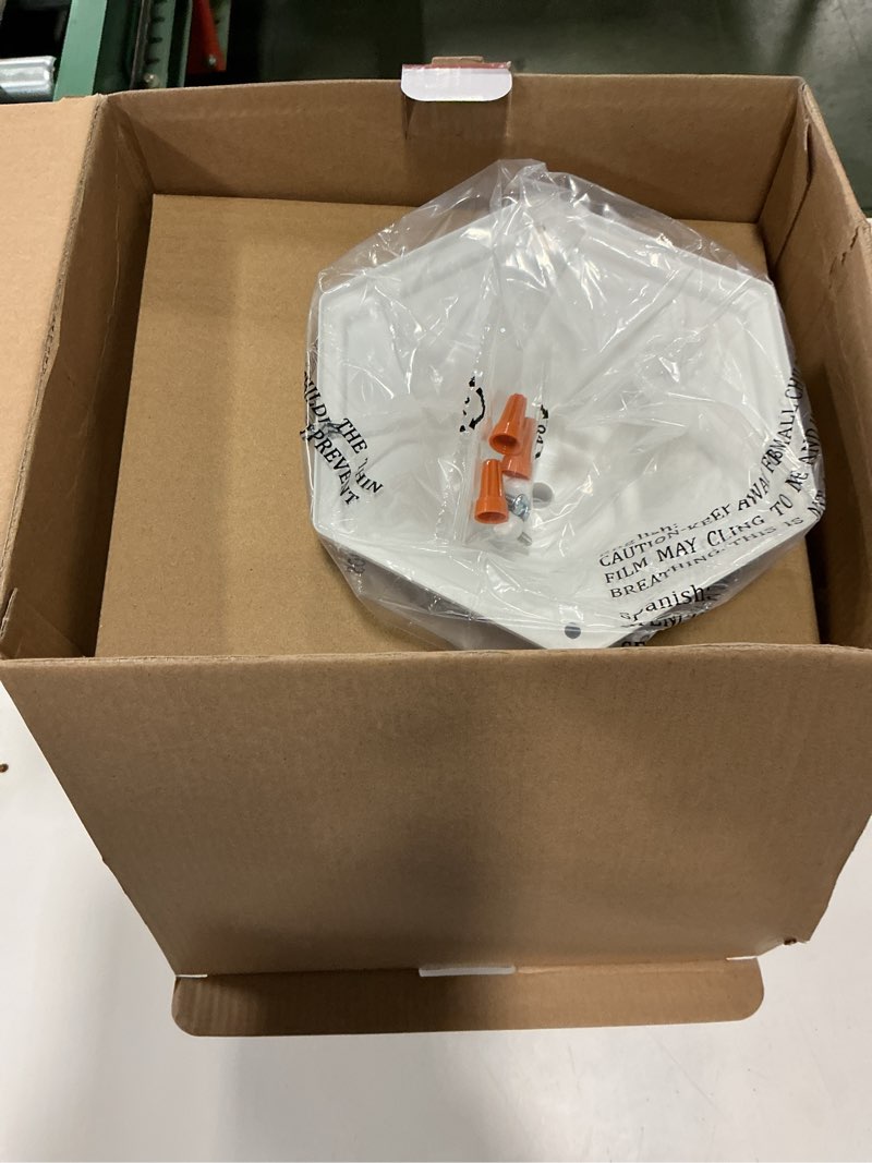 Condition photo showing Good Condition for NEW Secure Home Heathzenith Motion Activated Outdoor LED Wall Light #067208