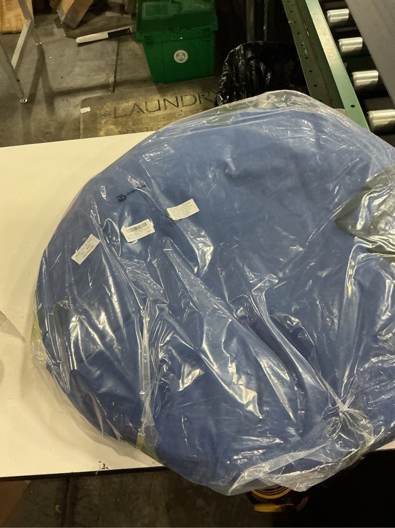 Condition photo showing New/Like New for 28 in 18 foot blue extra large dog agility tunnel with sandbags dogs agility training equipment tunnel with 4 pack sandbags carry bag and 4 ground spikes for all medium and large dogs blue 28in x 18 ft