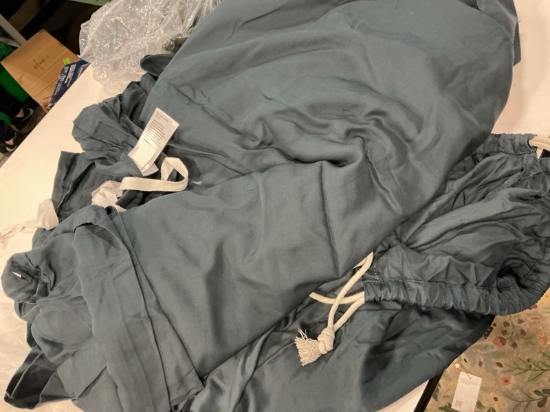 Condition photo showing Good Condition for european linen duvet cover king size color navy