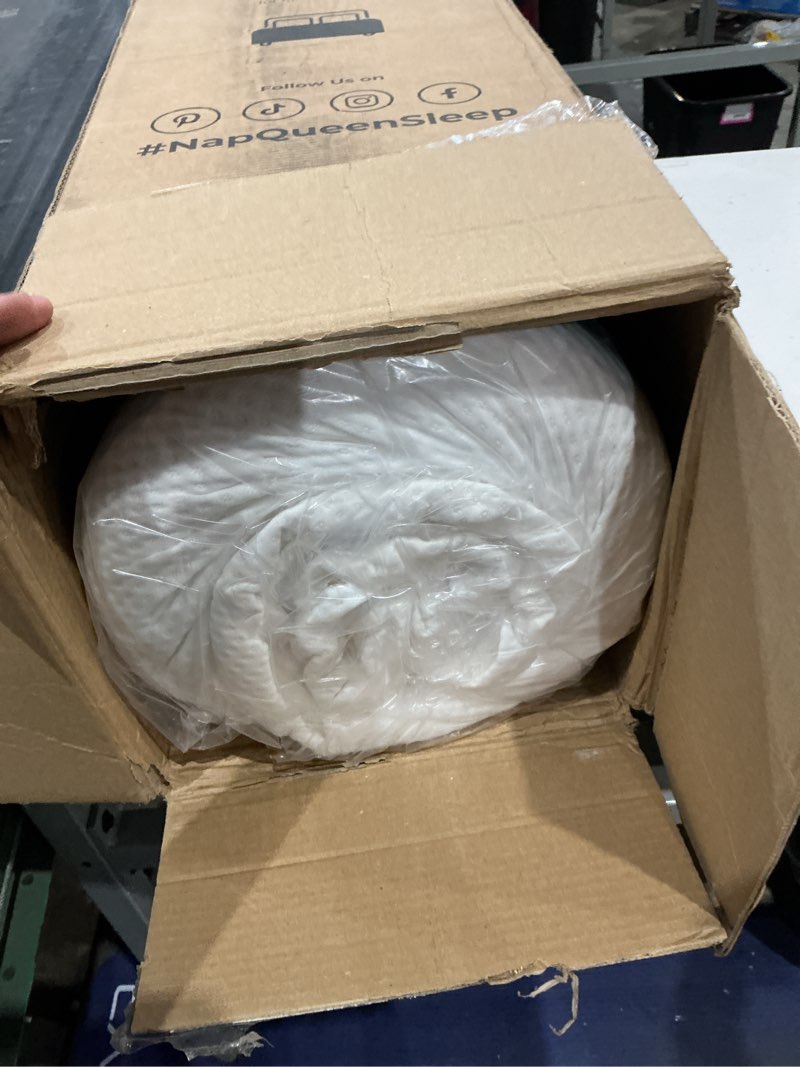 Condition photo showing New/Like New for napqueen 6 inch twin-xl size mattress, cooling gel memory foam mattress, bed in a box,white white twin xl 6 inch foam mattress