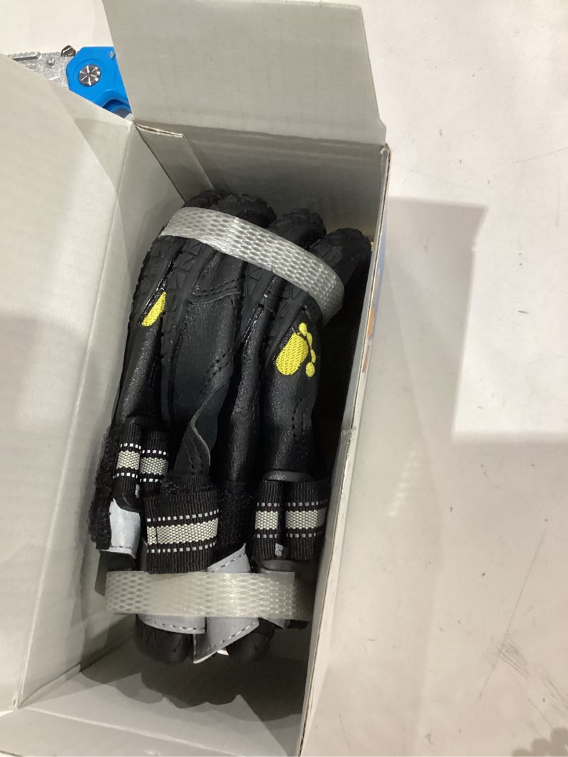 Condition photo showing Good Condition for qumy dog shoes for large dogs, medium dog boots & paw protectors for winter snowy day, summer hot pavement, water-resistant in rainy weather, outdoor walking, indoor hardfloors skid-resistant sole black size 6: 2.6''x3.0''(w*l) (pack of 4)