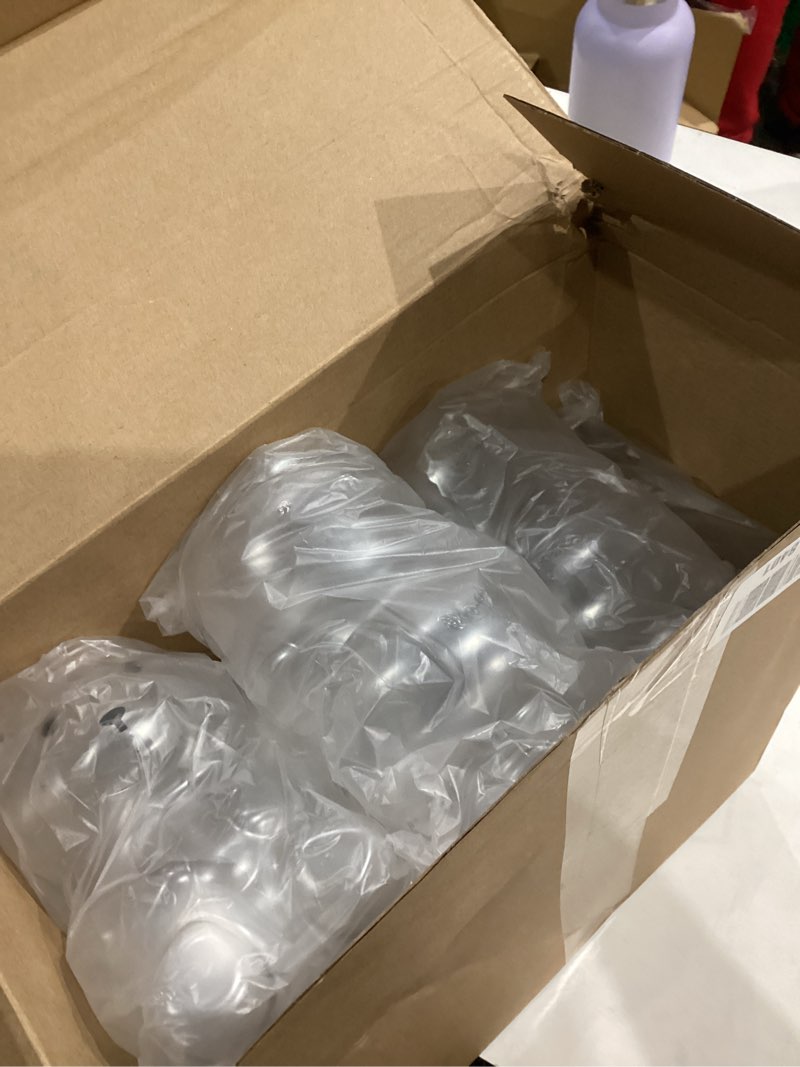 Condition photo showing Good Condition for Item similar))))Baderke 15 Set Valentine Bear Plastic Bottles with Straws Set Including 17 oz Cute Teddy Bear Cups Reusable Drink Cup Empty Bottles Straws and Caps for Valentine Party Milk Juicing Drinking 15 Bear