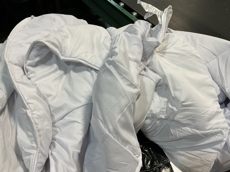 Condition photo showing As Is for 120inx120in texartist premium 2100 series queen comforter all season breathable white comforter soft 4d spiral fiber quilted down alternative duvet insert with corner tabs luxury hotel style queen comforter white comforter
