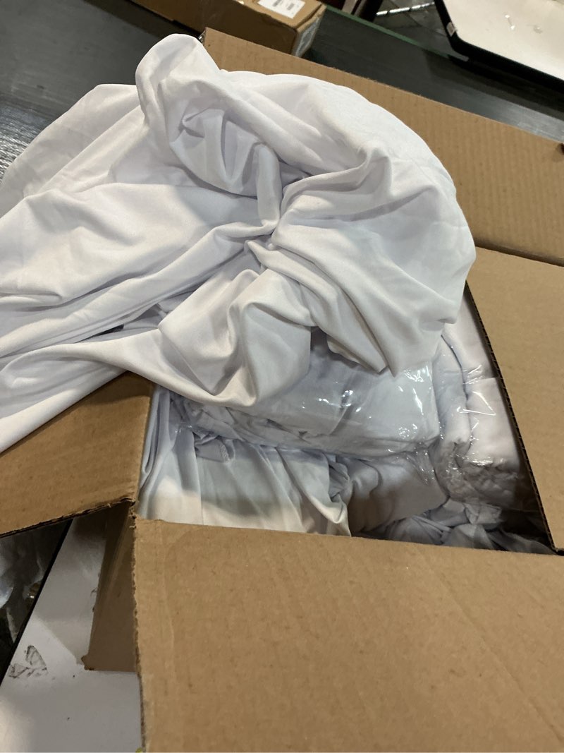 Condition photo showing Good Condition for Fixwal 36 Pcs Spandex Stretch Folding Chair Covers - Universal Fitted Washable Slipcovers for Dining, Party, Wedding, Banquet & Thanksgiving Christmas Decoration (White)