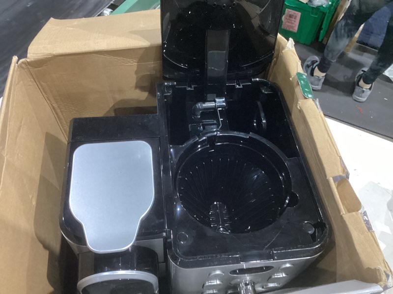 Condition photo showing Good Condition for Cuisinart Coffee Center 10 Cup Thermal Coffee Maker and Single-Serve