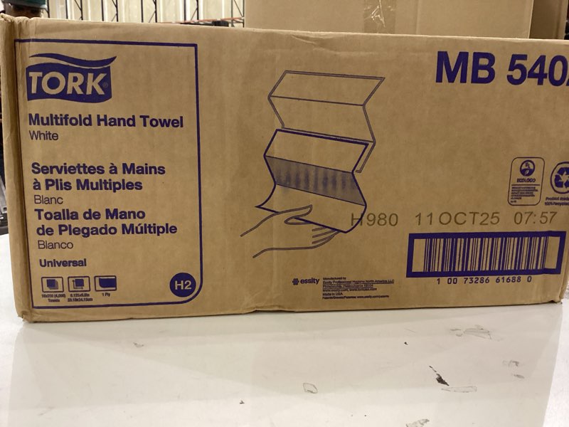 Tork multifold hand towel