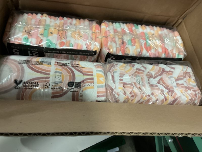 Condition photo showing Good Condition for the honest company comfort dry disposable daytime diapers, hypoallergenic, fragrance-free, sensitive skin, wingin' it + catching rainbows, super club box size 5 (27+ lbs), 84 count size 5 (84 count) wingin' it + catching rainbows