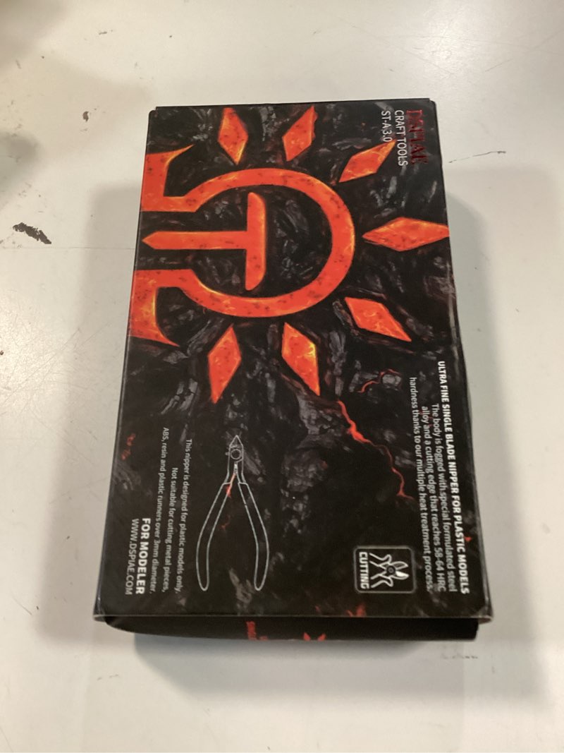 Condition photo showing New/Like New for st-a 3.0 single blade nipper by dspiae – precision cutter for gundam, gunpla & hobby kits – sharp blade, ergonomic handle, leather cover