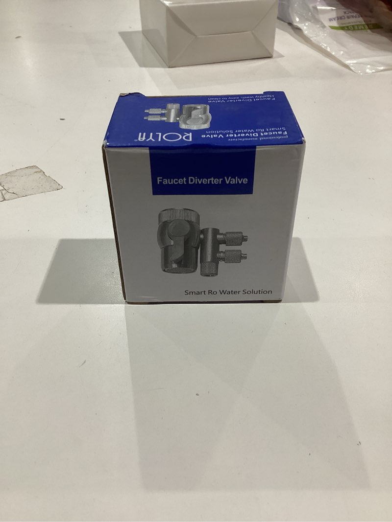 Condition photo showing New/Like New for 2 Way Counter Top Faucet Water Filter Diverter Valve Double Barb Aerator Splitter with Female M22 Thread and 3/8'' OD RO Tubing outlet Oil Rubbed Bronze