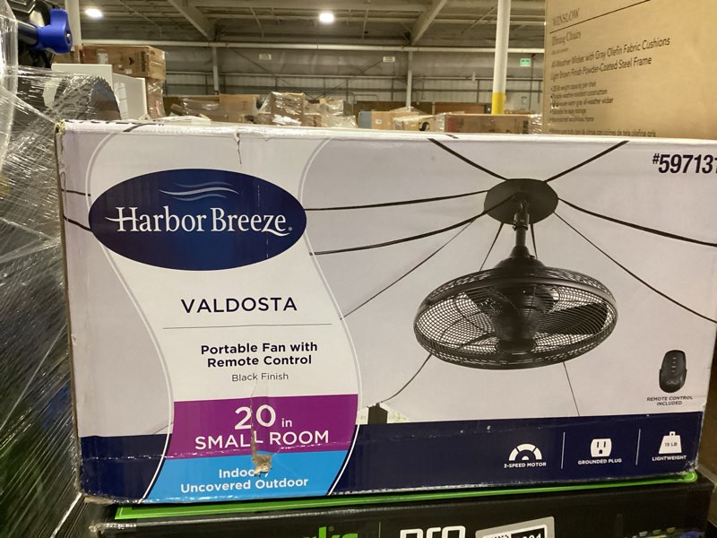 Condition photo showing Good Condition for harbor breeze valdosta 20-in outdoor black with black blades cage ceiling fan without light - remote included ( 3 -blade )