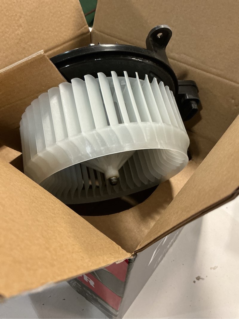 Condition photo showing Good Condition for front ac blower motor 700298 compatible with lexus es350 2015, es300h 2015-2018, for toyota sienna 2011-2020, sequoia 2008-2022