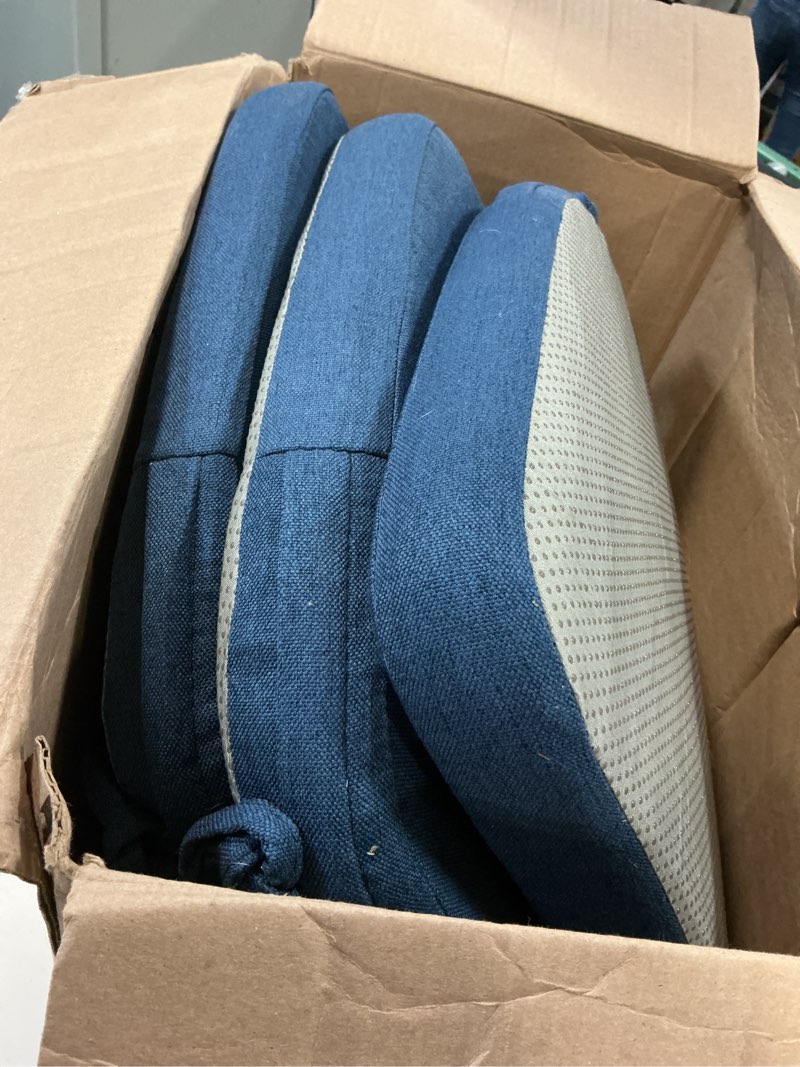 Condition photo showing Good Condition for aaaaacessories d-shaped chair cushions, 2" thick dining chair pads with ties and removable, machine-washable cover, 17" x 16", set of 6, blue blue 6 count(pack of 1)