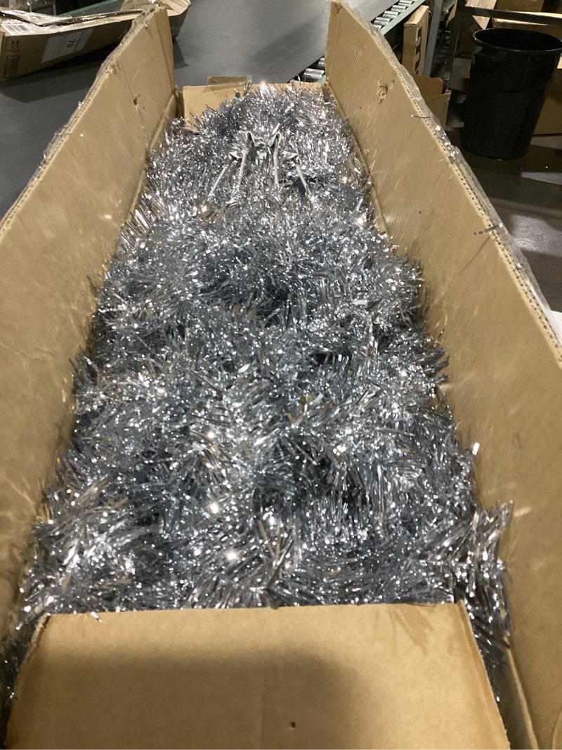 Condition photo showing Good Condition for Karl home 6ft Silver Artificial Christmas Tree, Classic Spruce Tree with Sturdy Metal Stand for Home, Office, Party Festival Holiday Decoration,900 PVC Branch Siliver 6ft