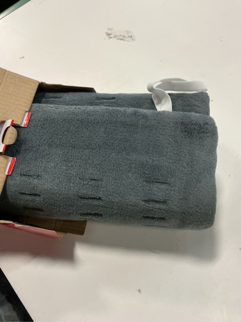 Condition photo showing Good Condition for Sunbeam Premium Sunbeam Heating Pad with Compact Storage, Standard Size, Gray Grey Standard Size