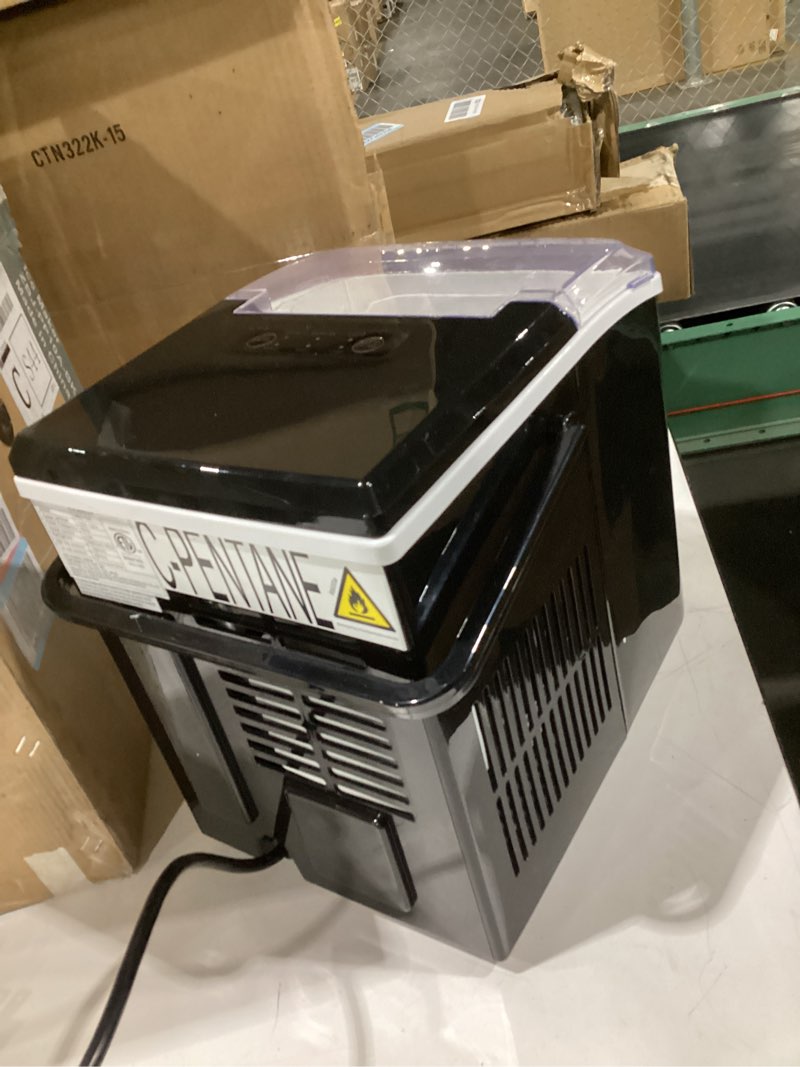 Condition photo showing Good Condition for ice maker 