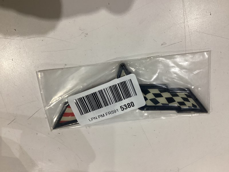 Condition photo showing Good Condition for 1pcs front hood & rear fascia crossed flags emblems car 3d badge nameplate decal sticker fit for 2005-2013 corvette c6 (us flag 1)
