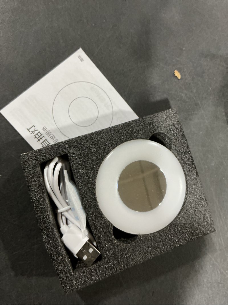 Condition photo showing Good Condition for Selfie Light, Selfie Light for iPhone, Portable Phone Ring Light for Video Recording, Adjusted 4 Modes, Rechargeable Fill Light for Selfies, Photography, Makeup, Vlogs, TikTok, Video?White? 2.5x2.5x0.78IN White
