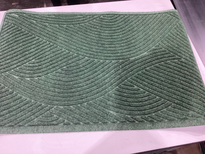 Condition photo showing Good Condition for sturdy front door mat, absorbent muddy dirt resist welcome door mats outdoor indoor, stain and fade resistant, non-slip backing entry mat low profile doormat for entryway, 29×17, green