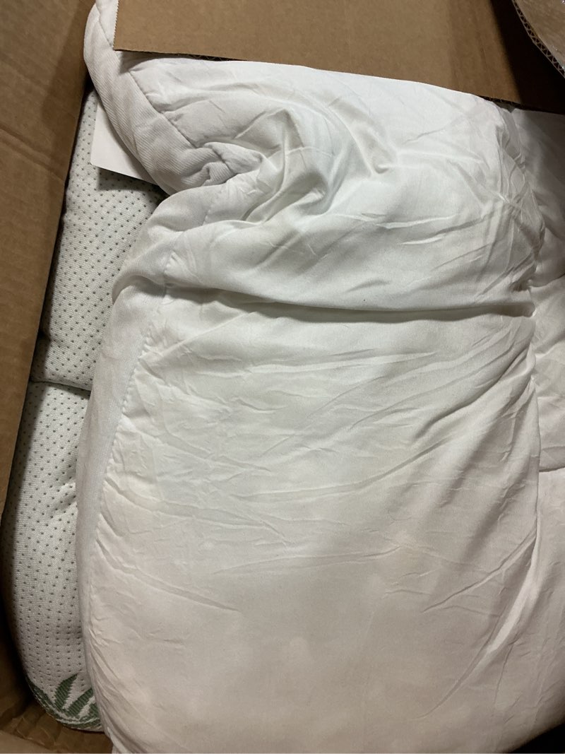 Condition photo showing Good Condition for DOWNCOOL 3 Inch Twin Mattress Topper – Cooling Memory Foam Mattress Topper for Back Pain Relief, Breathable Bamboo Viscose Air Layer, 1700 GSM Fill, Deep Pocket Fits 8–21 Inch White Twin
