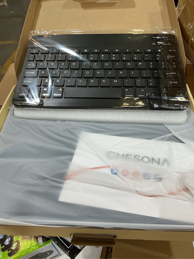Condition photo showing Good Condition for chesona keyboard case for ipad (a16) 11th/10th generation (2025/2022), detachable wireless keyboard, stand folio keyboard cover with pencil holder, thin & light (black) for ipad (a16) 11th & ipad 10th black