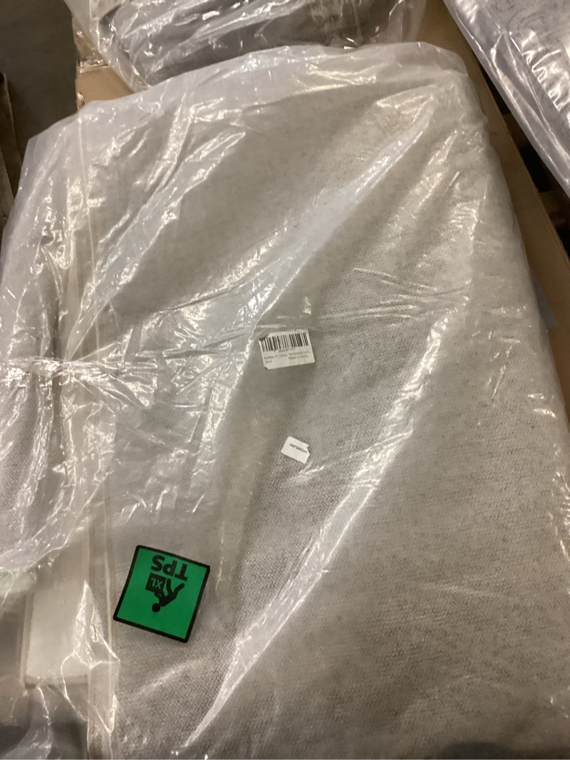 Condition photo showing New/Like New for RoomTalks Mid Century Modern Washable Rug Stain Resistant, Boho Cute Aesthetic 8x10 Area Rugs for Bedroom Dining Living Room Office, Green Abstract Tropical Leaves Indoor Rug Plant Botanical Carpet 8x10 Light Green