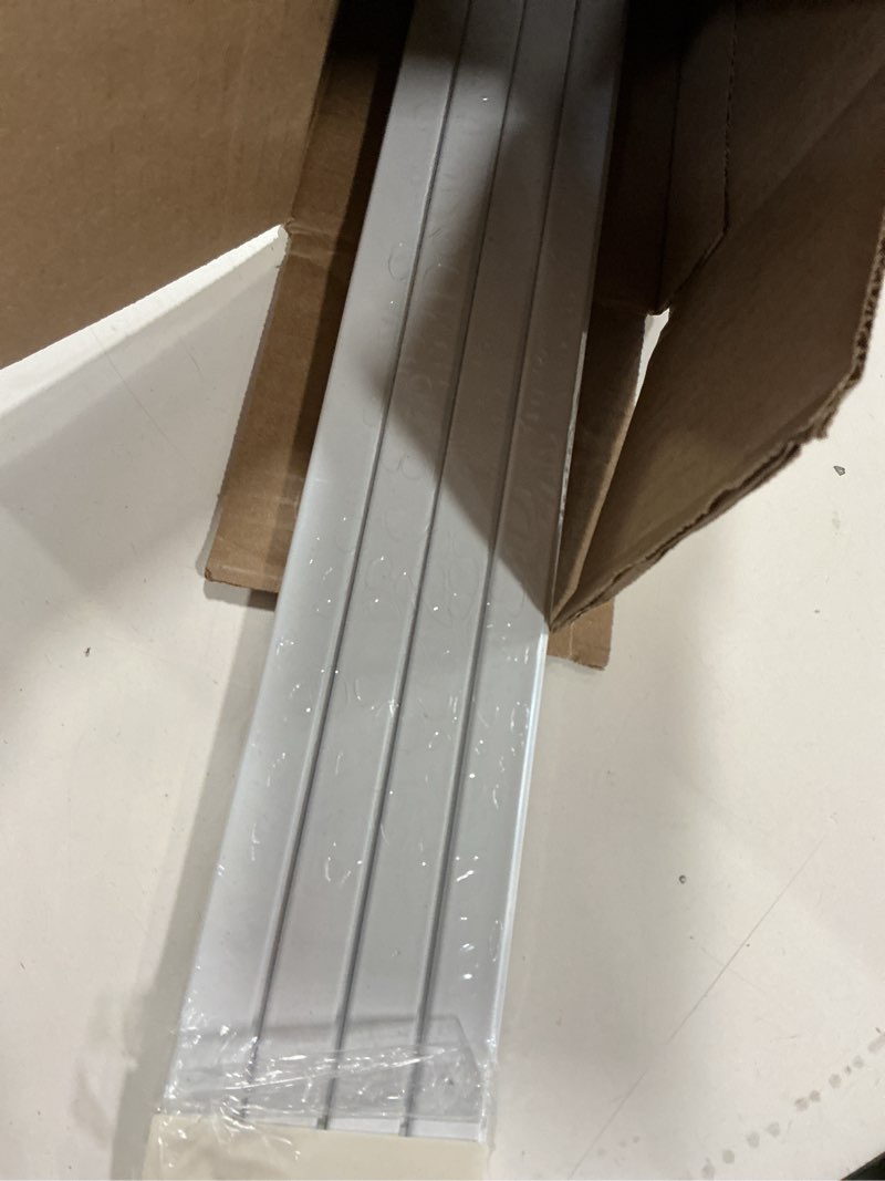 Condition photo showing Good Condition for Prime-Line PL 7812 Aluminum Screen Frame Kit, 5/16 inch x 3/4 inch x 36 inch, White, Set of 1