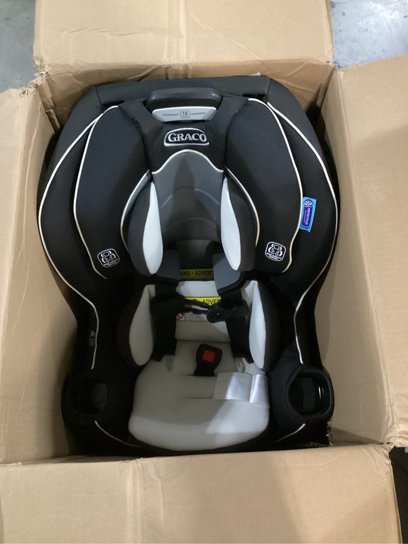 Condition photo showing Good Condition for Graco Extend2Fit Convertible Baby Car Seat, Rear and Forward Facing, Adjustable Extension Panel for Extra Legroom, Gotham 2-in-1 Gotham 2.0