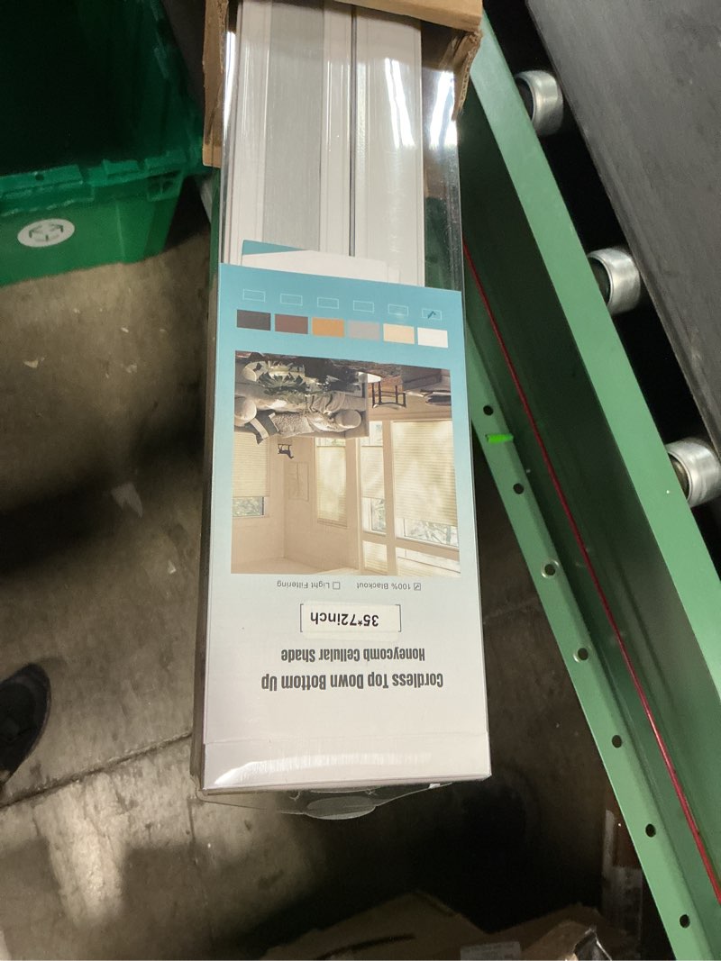 Condition photo showing Good Condition for changshade top down bottom up cellular shades blackout,cordless blinds for windows room darkening pleated honeycomb of 1.5" single cell, thermal insulated, 35" w×72" h, white cel35wt72g