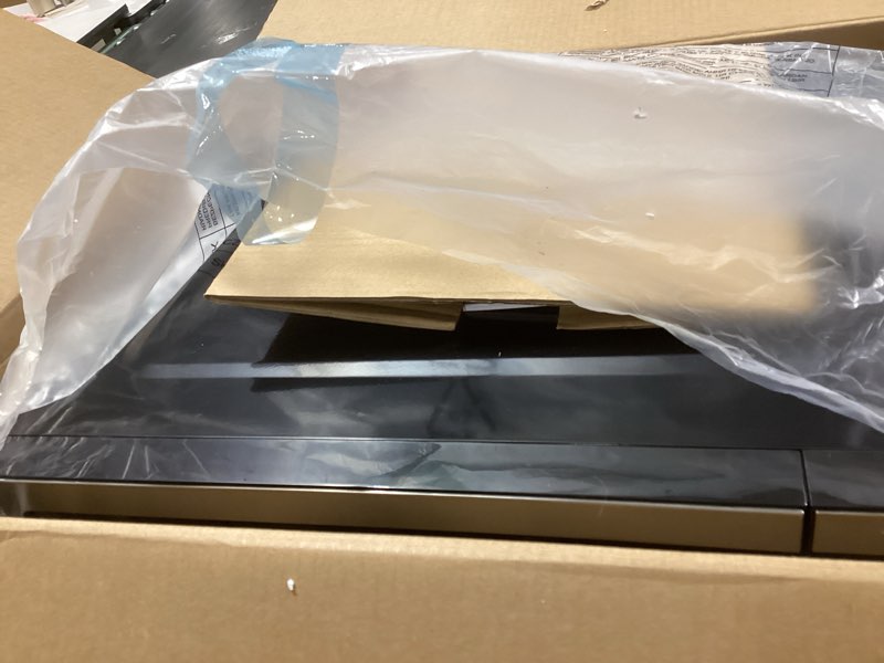 Condition photo showing Good Condition for Emerson 1.2 Cu. Ft. Microwave Oven with Inverter, Timer & LED Display, 1000W, 10 Power Levels, 8 Pre-Programmed Settings, Removable Glass Turntable with Child Safe Lock, MWI1212SS, Stainless Steel