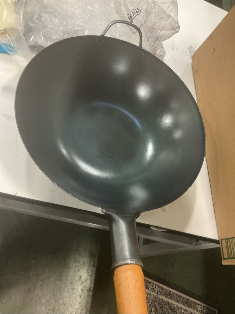 Condition photo showing As Is for YOSUKATA 13.5" Carbon Steel Wok Pan – Pre-Seasoned Flat Bottom Pow Wok for Stir Fry, BBQ, Grill & Camping – Traditional Japanese Chinese Cookware – Compatible with Induction, Electric, Gas, Open Fire
