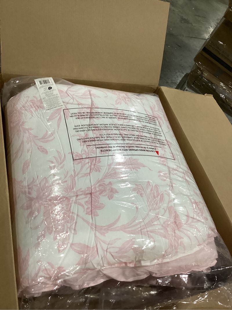 Condition photo showing Good Condition for laura ashley - queen comforter set, soft and reversible cotton bedding with bonus bed sheets & pillowcases, 7-piece floral bed set, natalie bedford pink