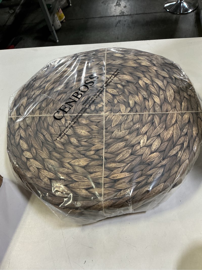 Condition photo showing New/Like New for CENBOSS Woven Placemats (13.5" Set of 4, Brown Wash) Round Placemat, Wicker Place mats, Rattan Place mat, Plate Chargers 13.5 inch 4