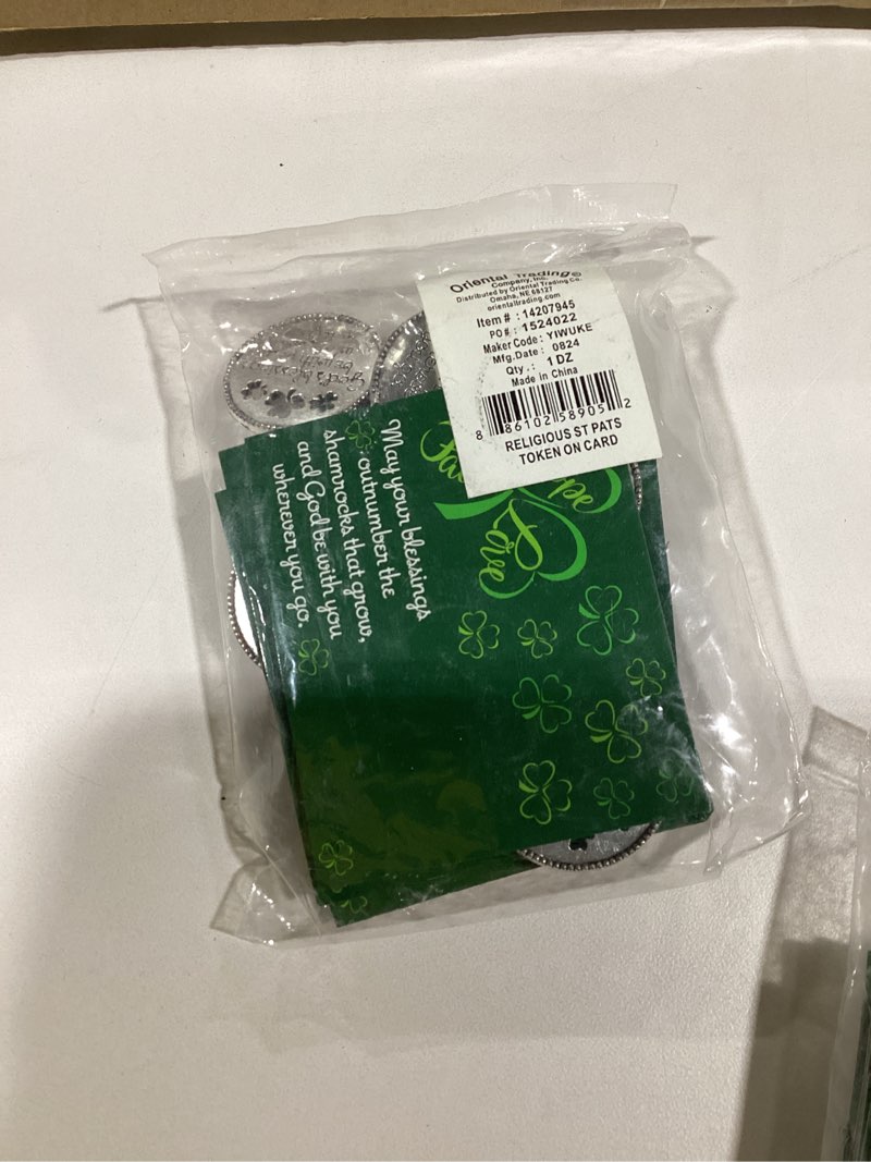 Condition photo showing New/Like New for Fun Express Religious St. Patrick’s Day God’s Blessings Pocket Token with Card, 12 Piece