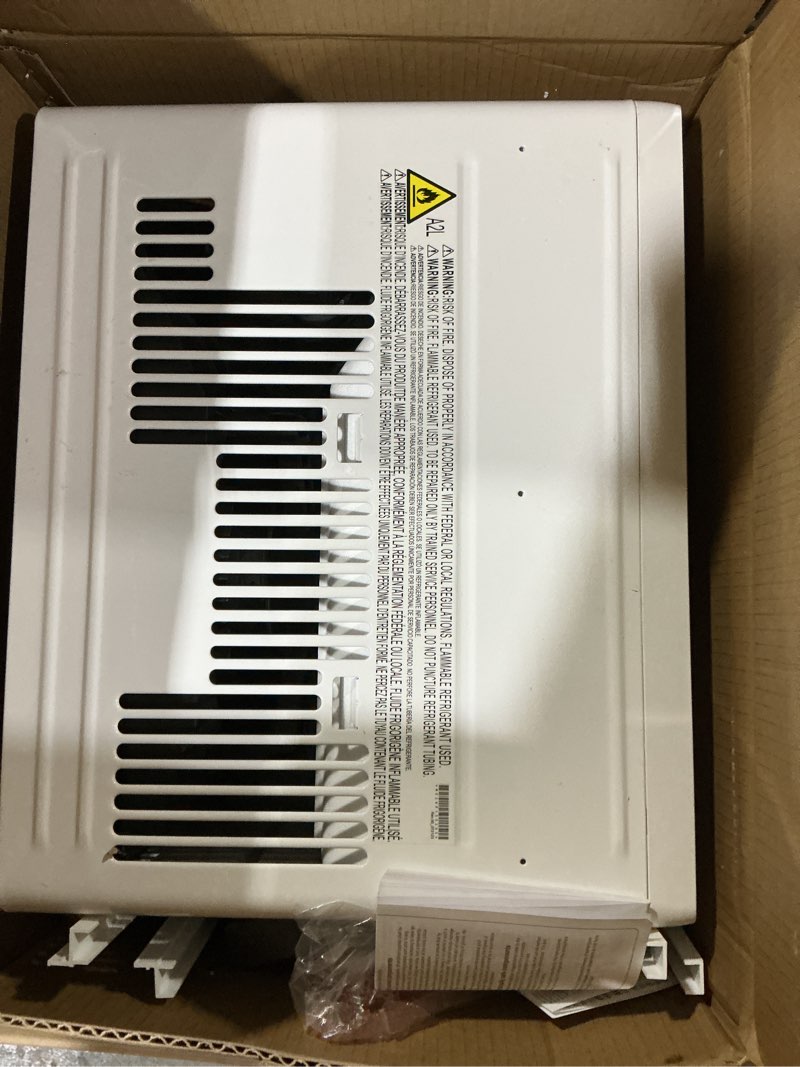 Condition photo showing Good Condition for 10,000 (doe) btu 115-volts window air conditioner cools 450 sq. ft. with wi-fi, remote and dehumidifier