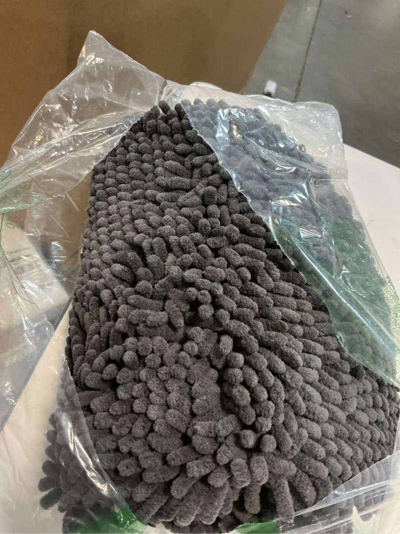 Condition photo showing Good Condition for OLANLY Toilet Rugs U-Shaped 24x20, Extra Soft Absorbent Chenille Contour Bathroom Rugs for Toilet, Dry Quickly, Machine Washable, Non-Slip Bath Mat, Dark Grey 24" x 20" Contour Rug Dark Grey