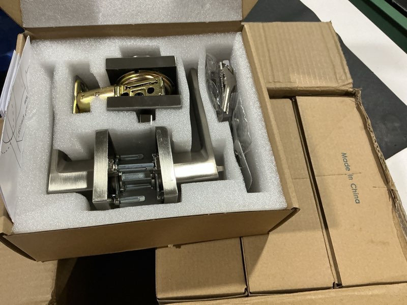 Condition photo showing Good Condition for cielsa dawn key lock satin nickel entry door set with deadbolt combination lockset, 4-piece set satin nickel 4pack
