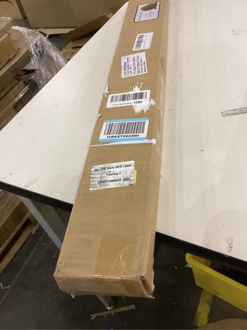 Condition photo showing Good Condition for Window blind