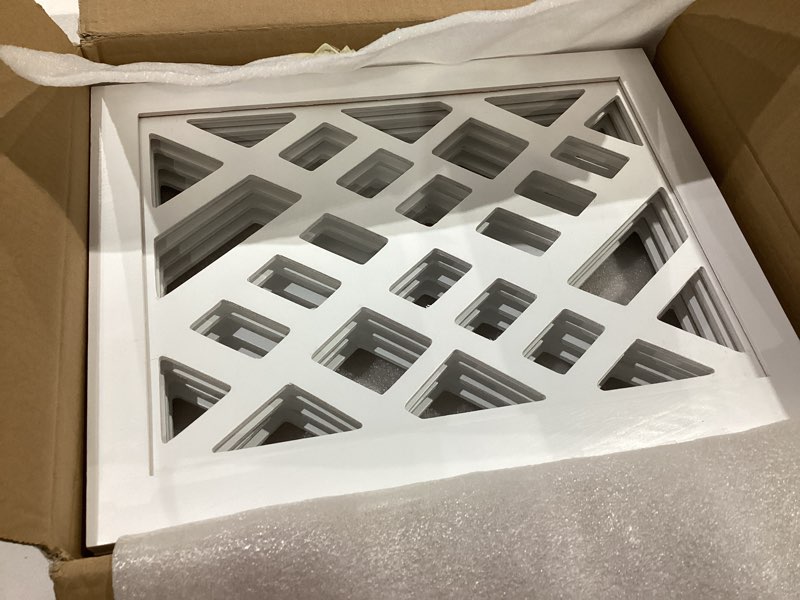 Condition photo showing Good Condition for cut-out design 16" short dog gate for small dogs, foldable retractable puppy gate indoor - freestanding lightweight pet barrier for doorways, stairs, hallways (extends to 41", white) h:16" / w:4"-41"
