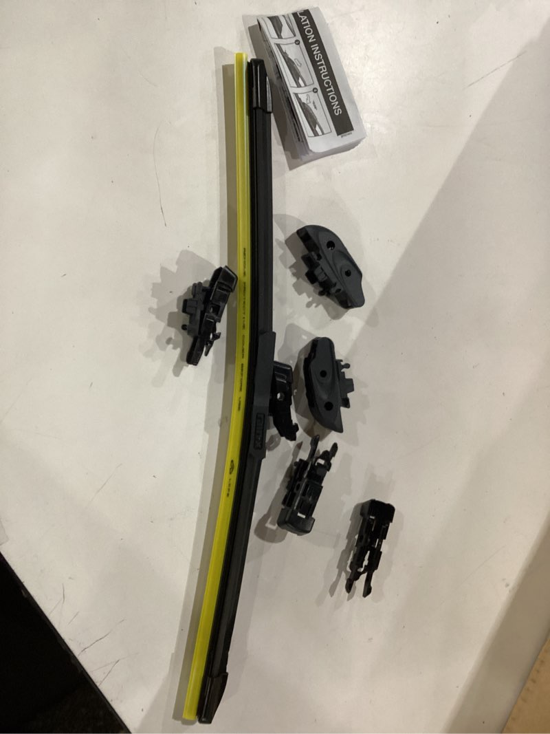 Condition photo showing New/Like New for Rain-X Longitude Wiper Blade 17"