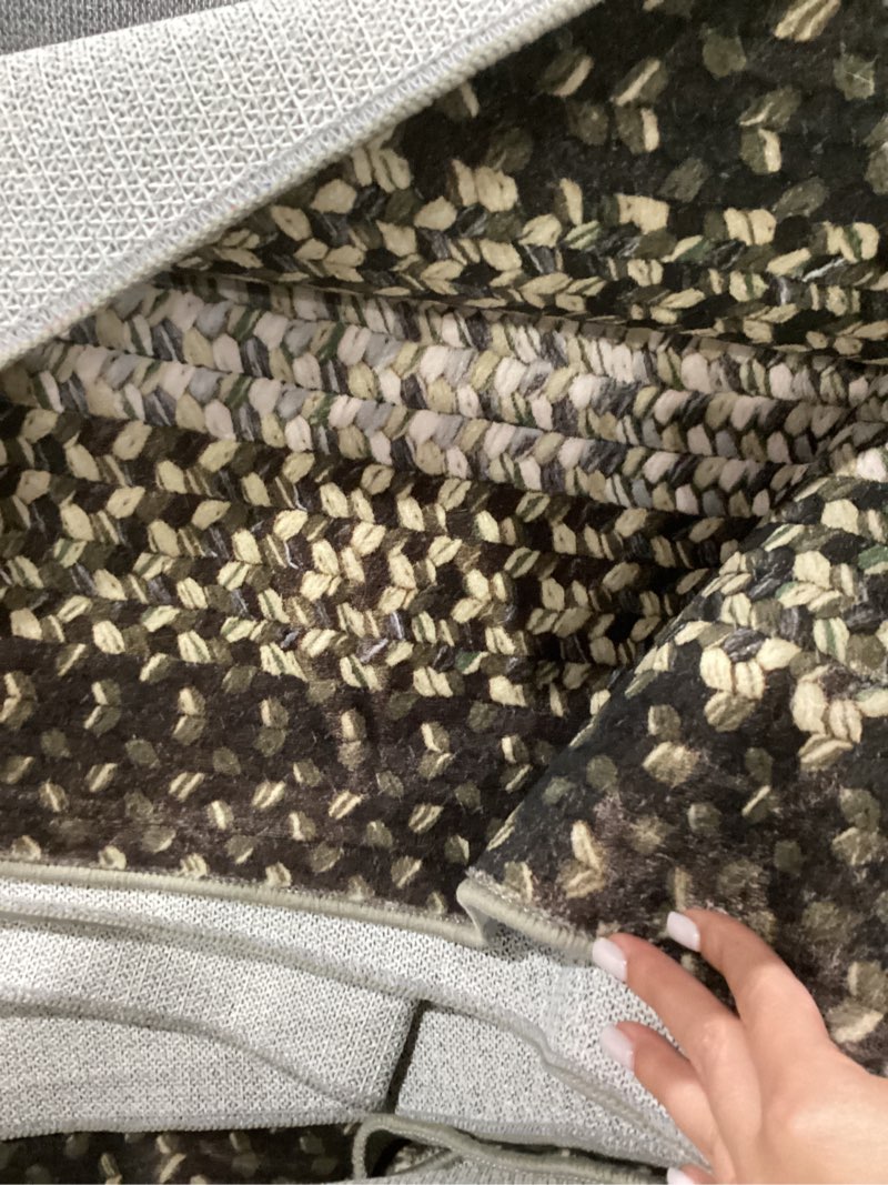 Condition photo showing Good Condition for item similar )))))modern washable rugs 8x10 area rug for living room soft bedroom rug print braided rug farmhouse large area rug non slip throw rugs stain resistant carpet for nursery dining room 8'x10' black/brown 8' x 10' (rectangular)