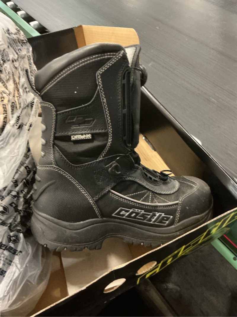 Condition photo showing Good Condition for castle x men's charge atop boot (black - 11) 11 black