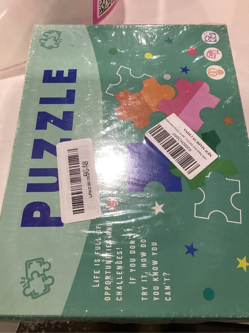 Condition photo showing New/Like New for 1000 piece golf old course at st andrews scotland old golf course large jigsaw puzzles for adults challenging wooden educational puzzle games toy children gifts colorful puzzle for home decoration 29.5x19.6in(jigsaw puzzles 1000 pieces for adults) educational games 5