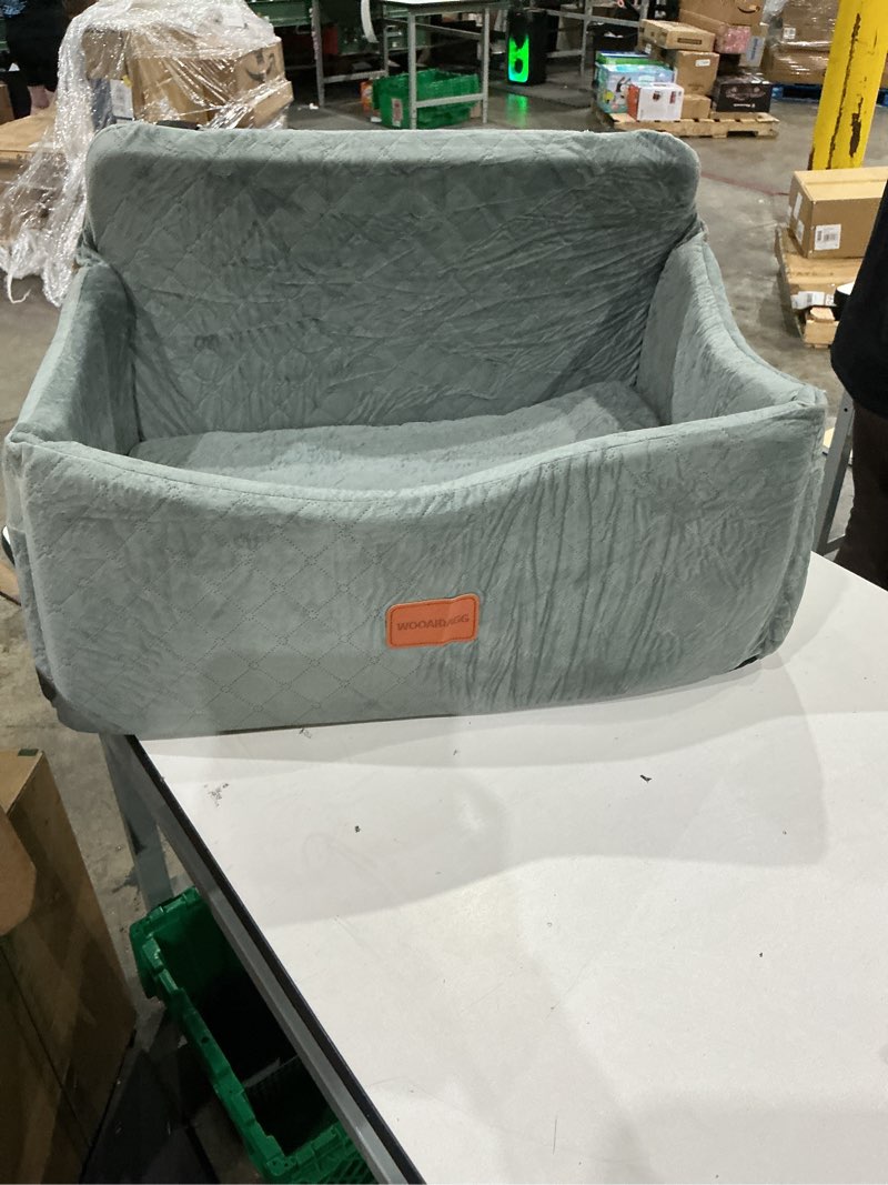 Condition photo showing New/Like New for dog car seat for medium & large dogs up to 55lbs, memory foam cushion, washable cover, safety straps & non-slip base(grey,large) grey large