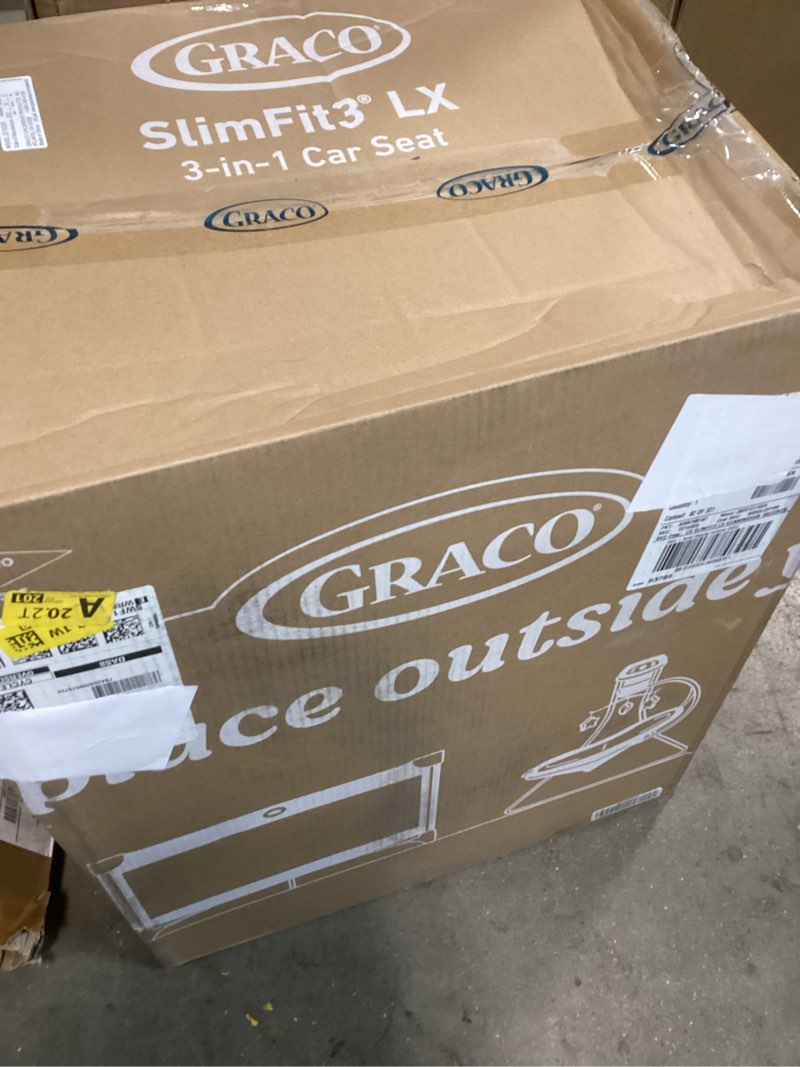 Condition photo showing New/Like New for Graco Slimfit3 LX CCS