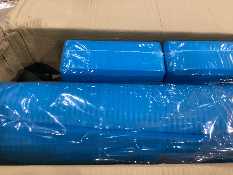 Condition photo showing Good Condition for fitvids all purpose 1/2-inch extra thick high density anti-tear exercise yoga mat with carrying strap and yoga blocks, multiple colors