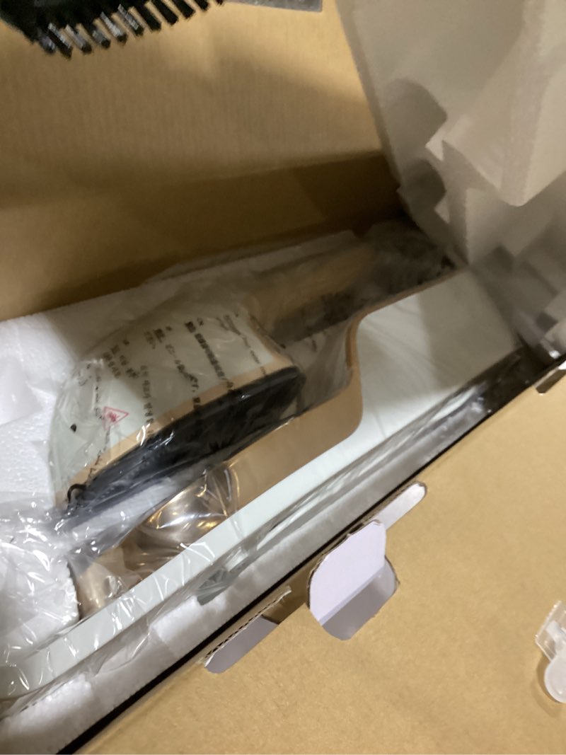 Condition photo showing New/Like New for handheld steamer for clothes, 1500w extra large soleplate, 330ml detachable tank, 2-in-1 horizontal & vertical use, fabric wrinkles remover, no water leak and auto-off
