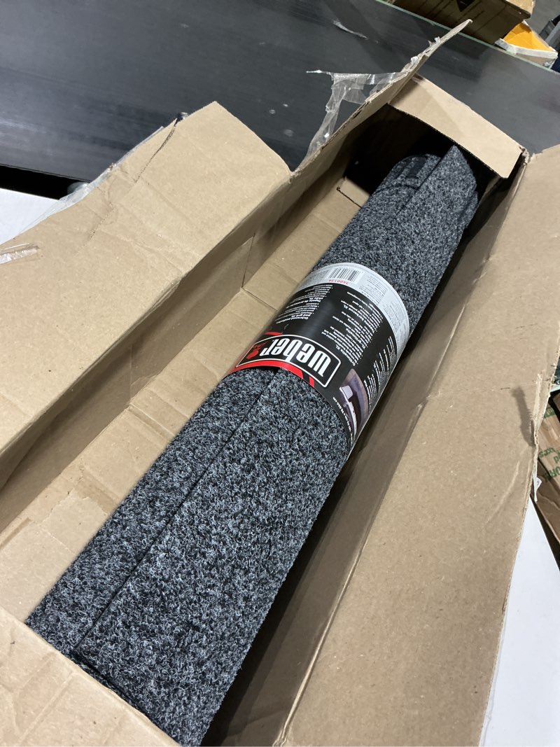 Condition photo showing New/Like New for weber xl floor protection mat